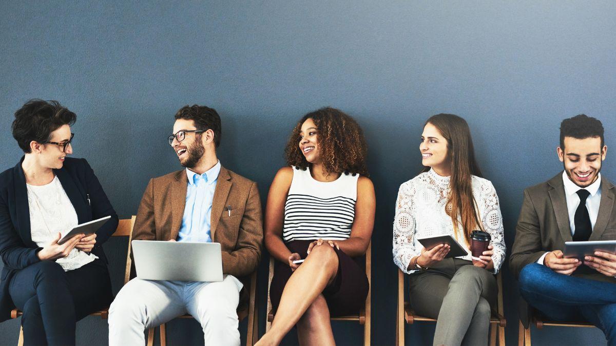 Best Candidate Sourcing Tools Hero